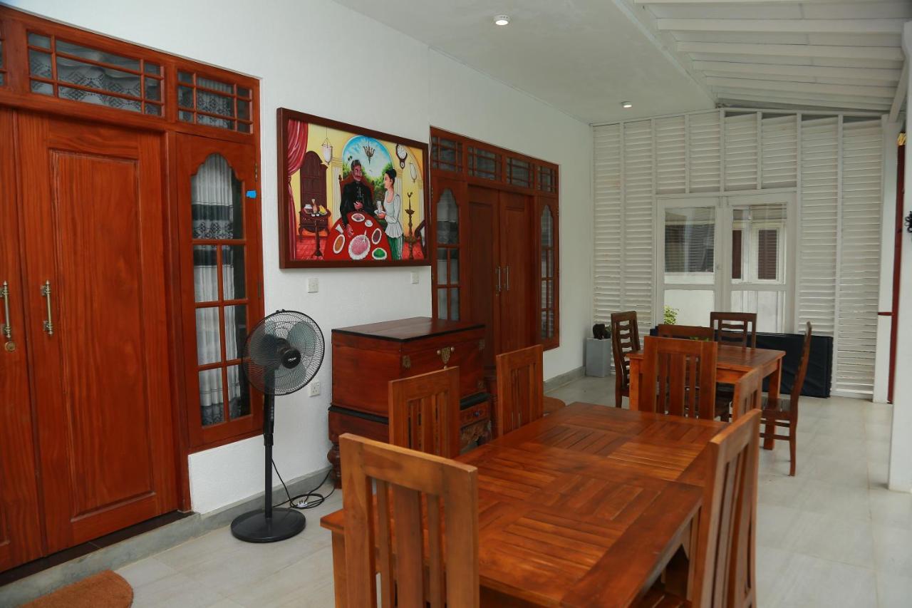Villa A.Sms Induruwa Extérieur photo