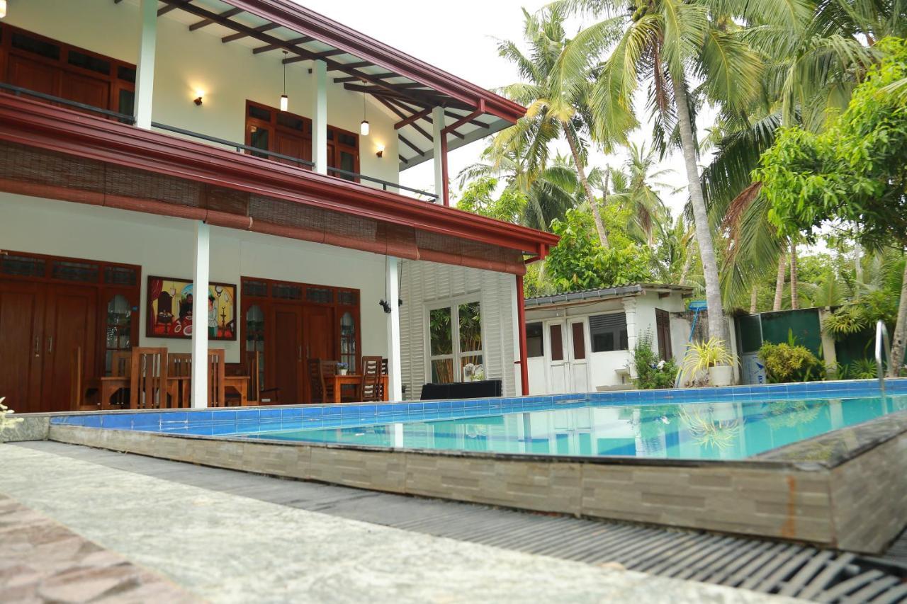 Villa A.Sms Induruwa Extérieur photo