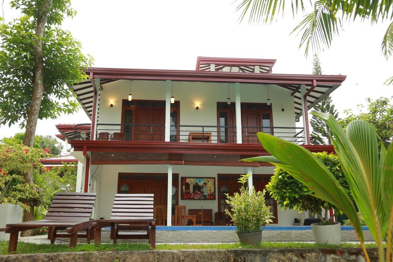 Villa A.Sms Induruwa Extérieur photo