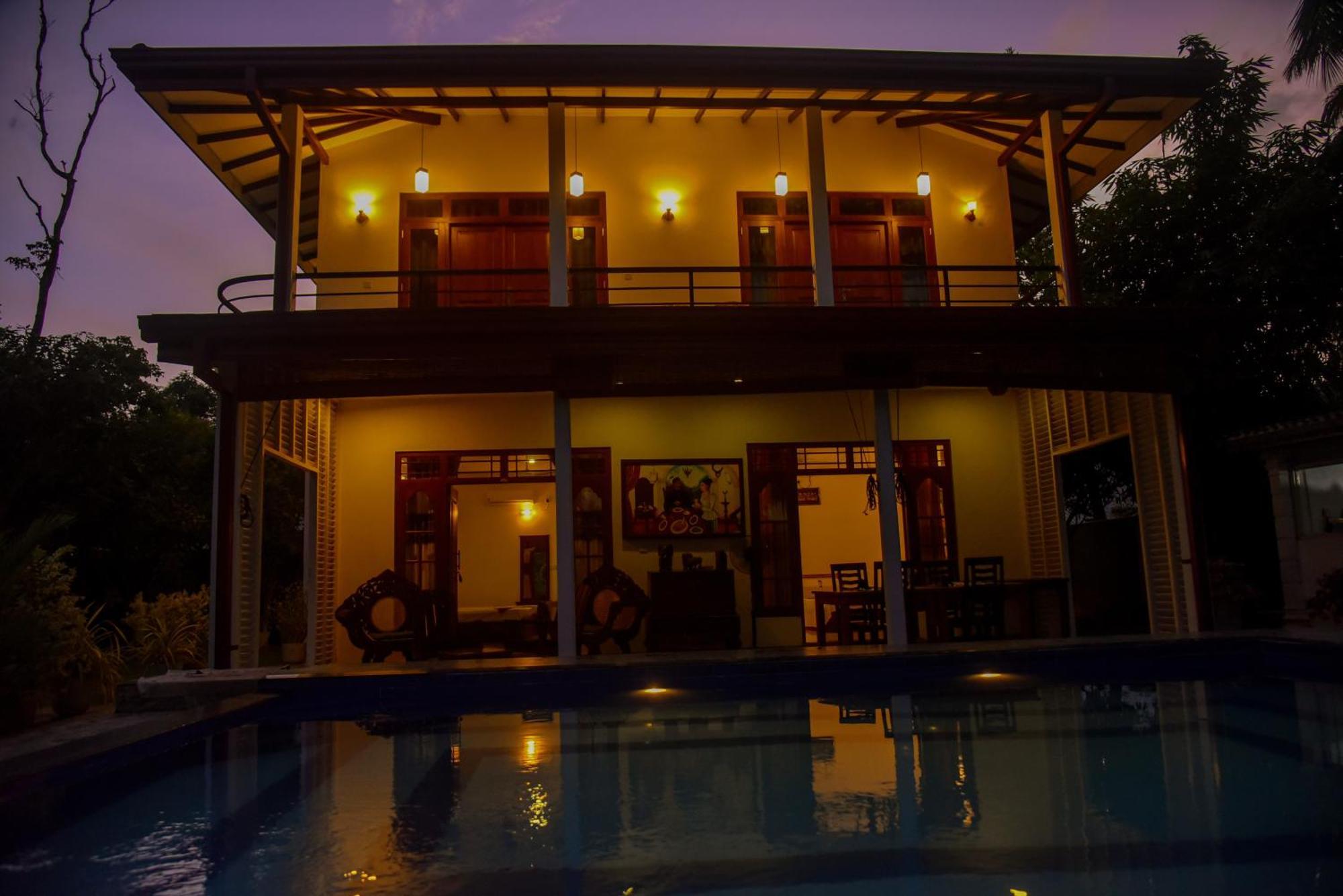 Villa A.Sms Induruwa Extérieur photo
