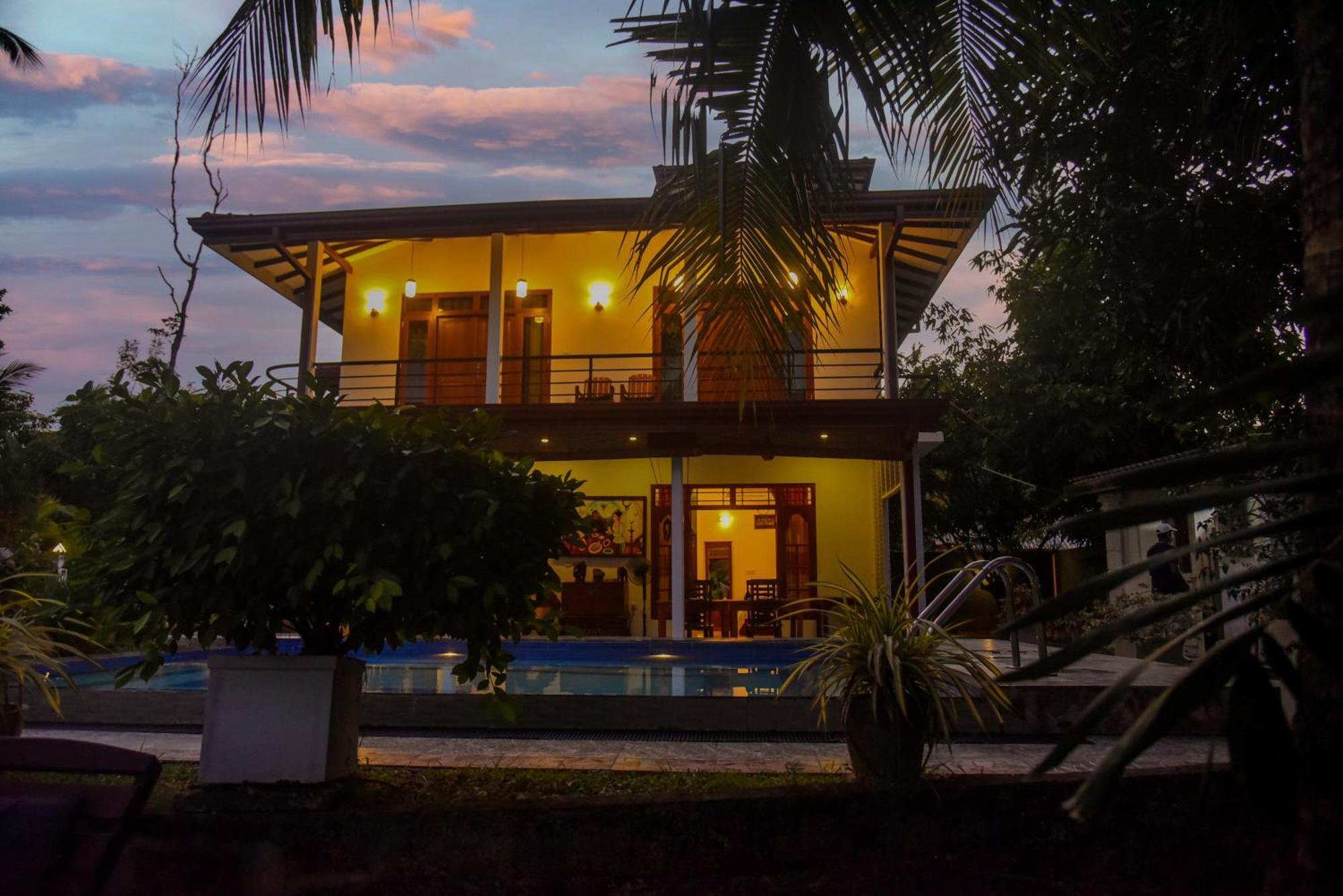 Villa A.Sms Induruwa Extérieur photo