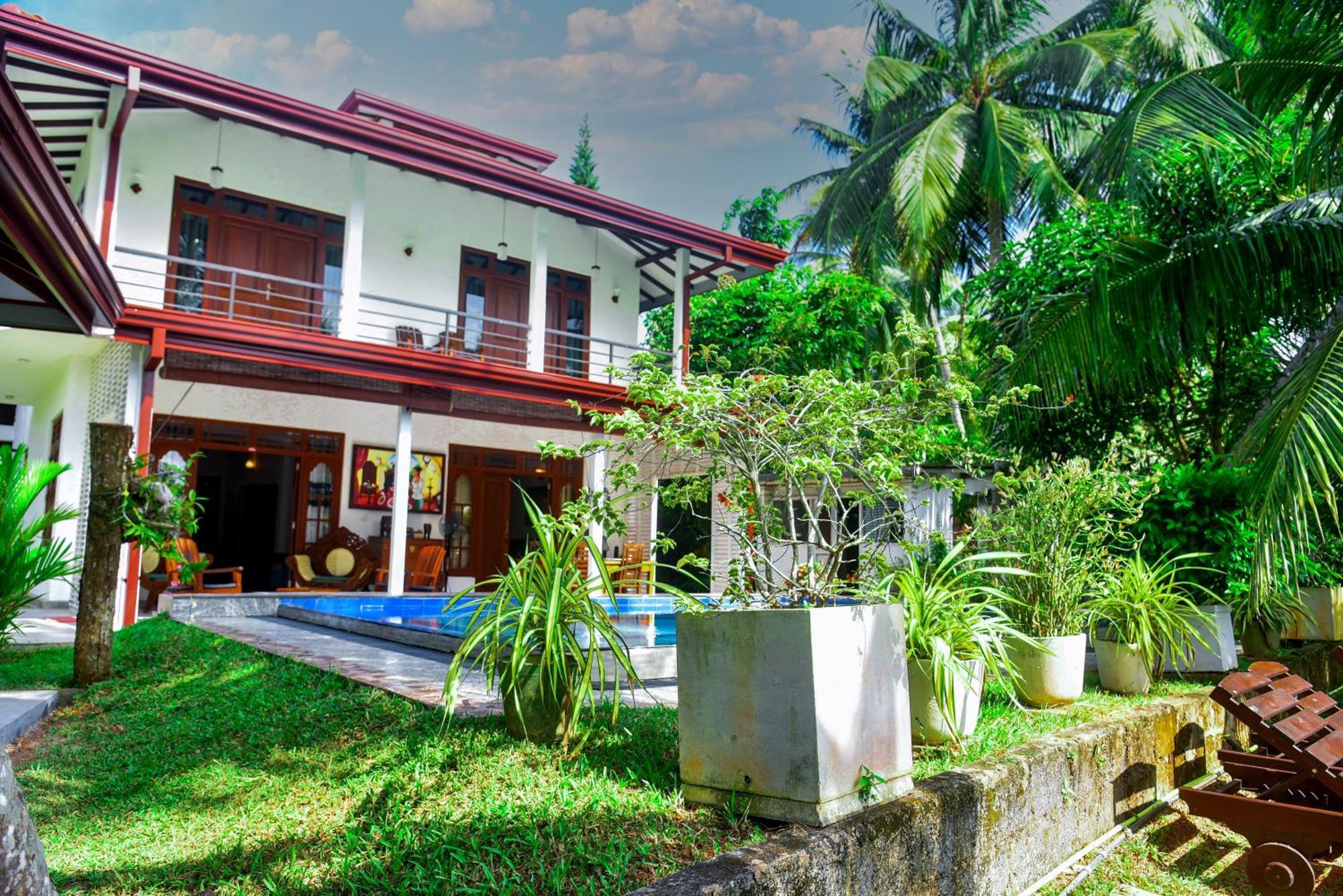 Villa A.Sms Induruwa Extérieur photo