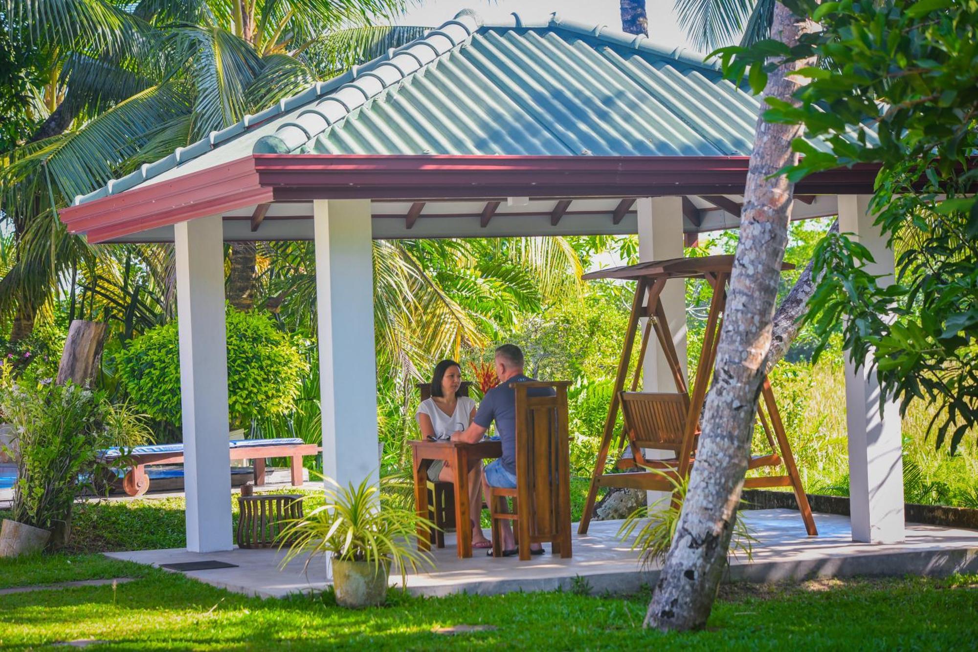 Villa A.Sms Induruwa Extérieur photo